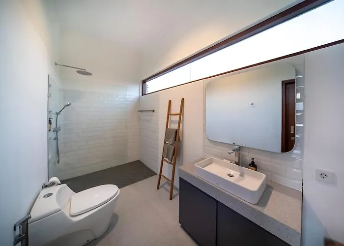 4br Family In Villa *