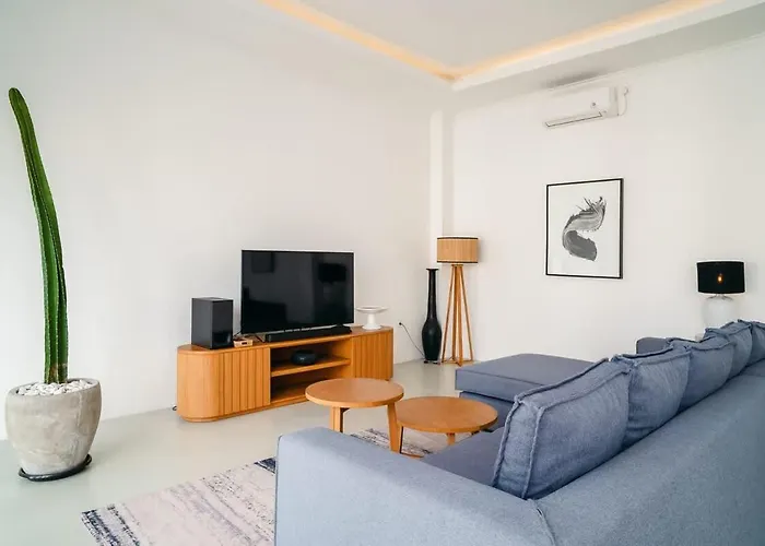 ヴィラ 4br Family In スミニャック
