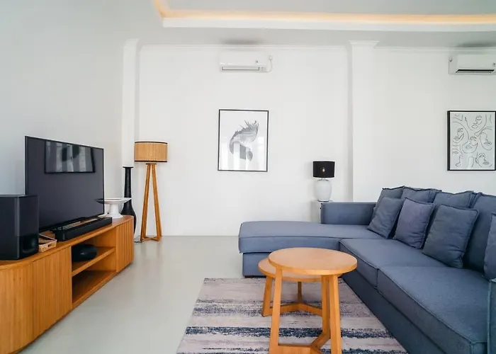 Villa 4br Family In Seminyak